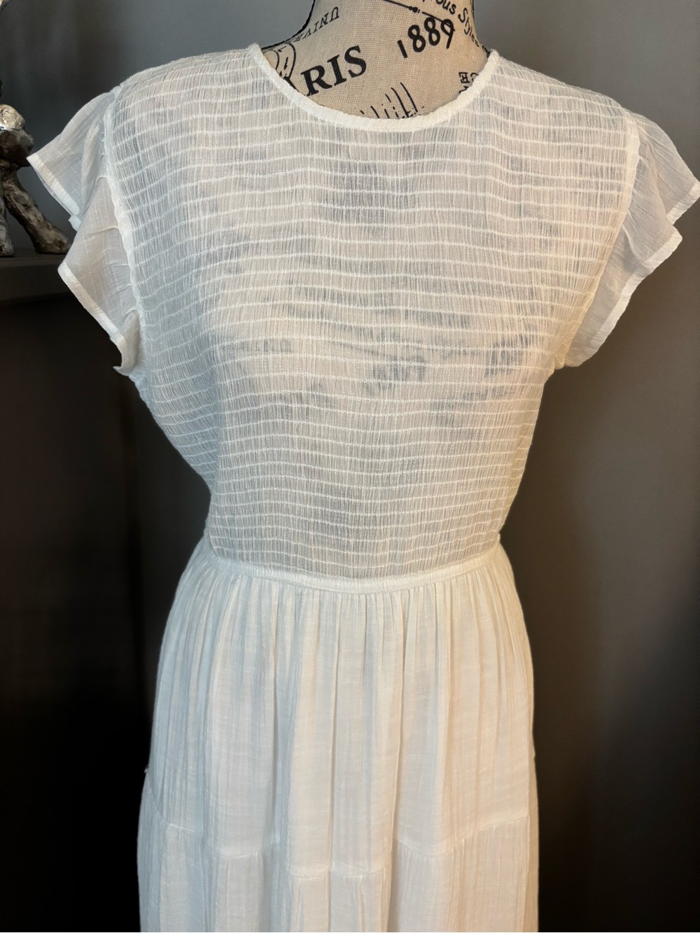Blu Pepper White Maxi Dress with Flutter Sleeves - Picture 5 of 6